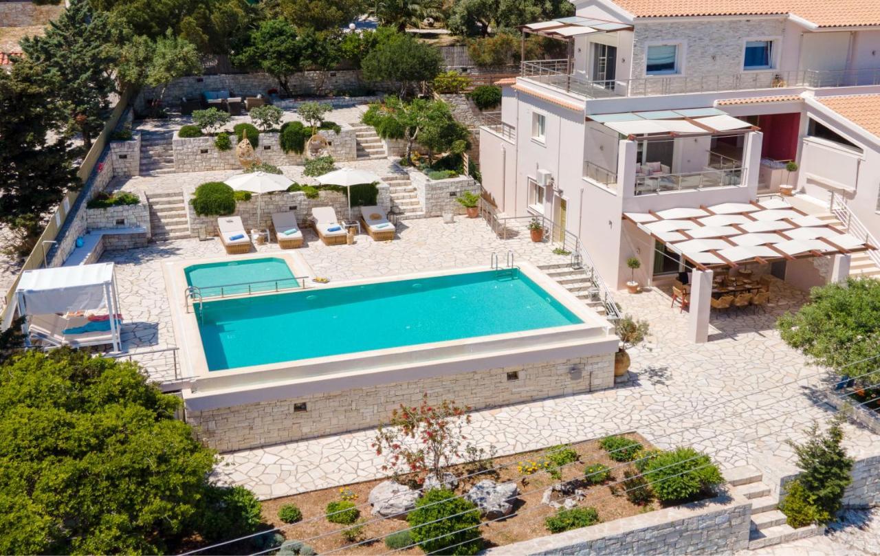 Villa Terra Del Nonno With Sea Views & Pool Gaios Exterior foto